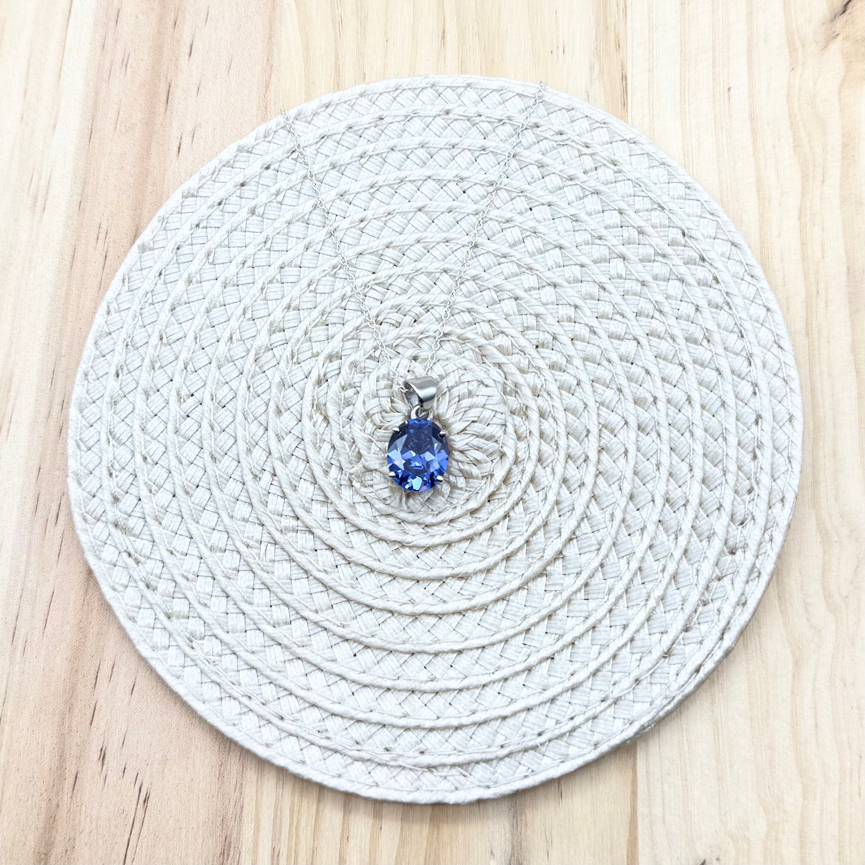 Tanzanite Oval Necklace